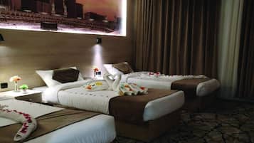 Minibar, desk, iron/ironing board, free WiFi