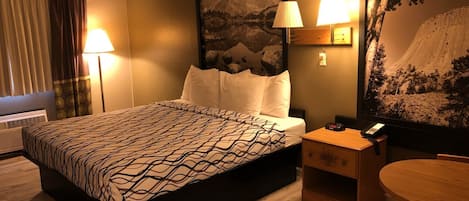 Standard Single Room 1 King Bed | Free WiFi, bed sheets