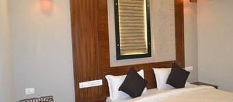 AABIL PALACE BUSINESS HOTEL