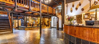 African Sky Hotels - Pine Lake Inn