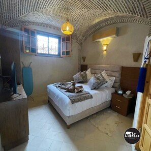 1 habitación y caja de seguridad en la habitación 