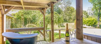 The Farmhouse - UKC6678