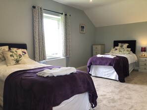 2 多间卧室、熨斗/熨衣板、旅行婴儿床、免费 WiFi