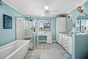Bathroom - Footprints in the Sand - Channel House w/Elevator - 3 Bed/2 Bath (North Myrtle Beach)
