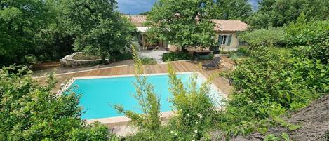 Outdoor pool, a heated pool
