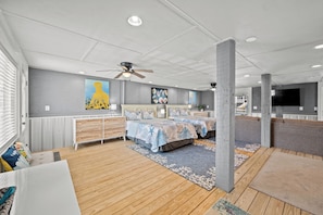 4 bedrooms, free WiFi, bed sheets