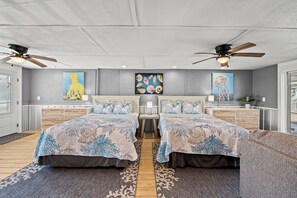 4 bedrooms, free WiFi, bed sheets