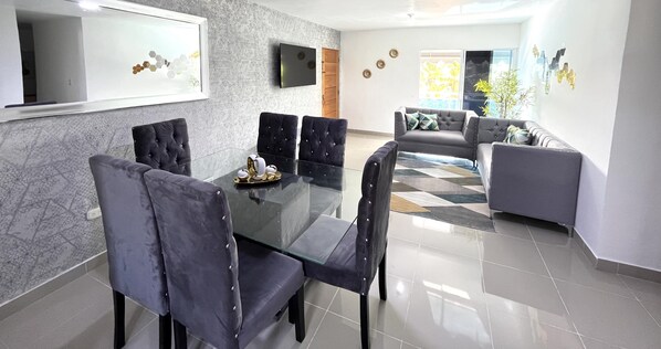 Interior - Apartamento Próximo Av. España (Santo Domingo Este)