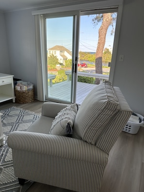 Smart TV, stereo - Water views and a short walk to private beaches, Popponesset Inn and Marketplace (Mashpee)