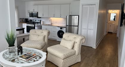 Villa Blanca all new close to beach