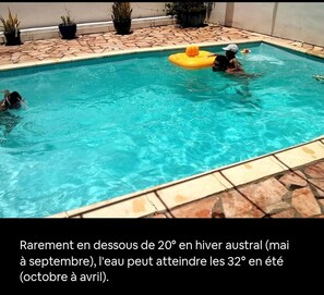 حمّام سباحة خارجي