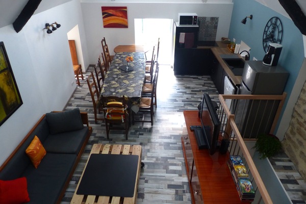 Vue ensemble salon / séjour / cuisine