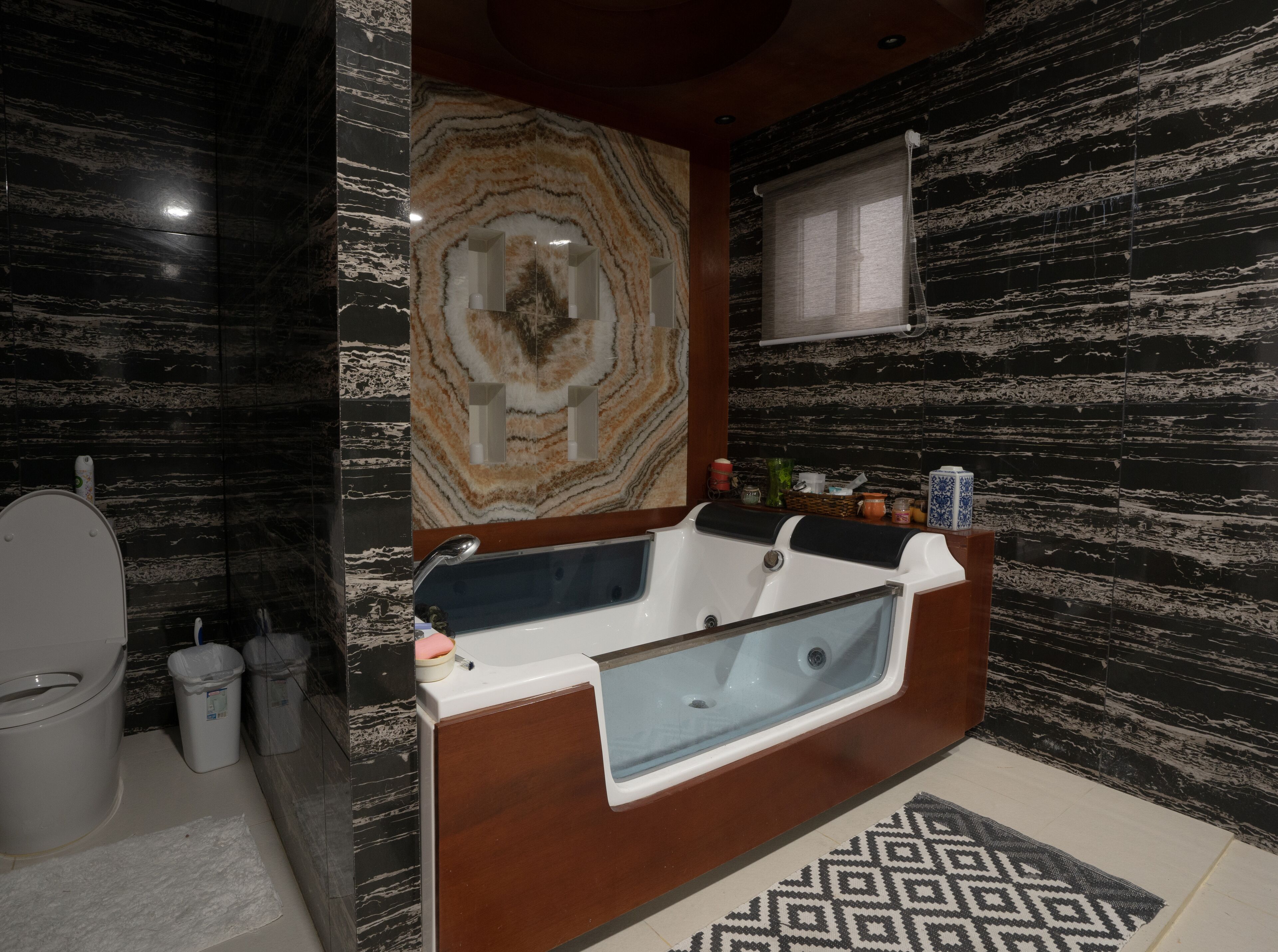 Shower, jetted tub, hair dryer, bidet