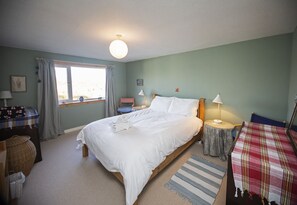 3 soverom, strykejern/-brett, wi-fi og sengetøy