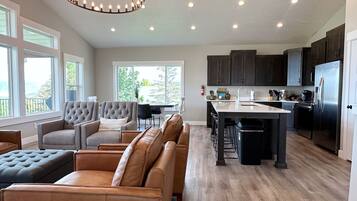 Smart TV, fireplace, video games, DVD player