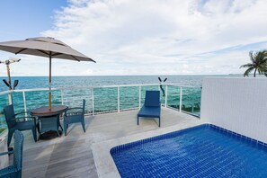 Unclassified image, 3 of 109, button - Flamboyant Caribessa (João Pessoa)