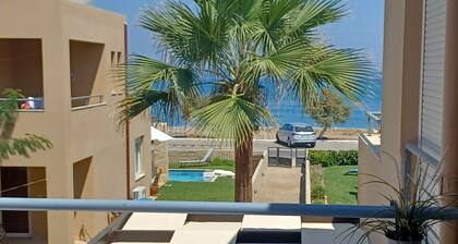 Origeo Casa, Summer House Right on the Beach