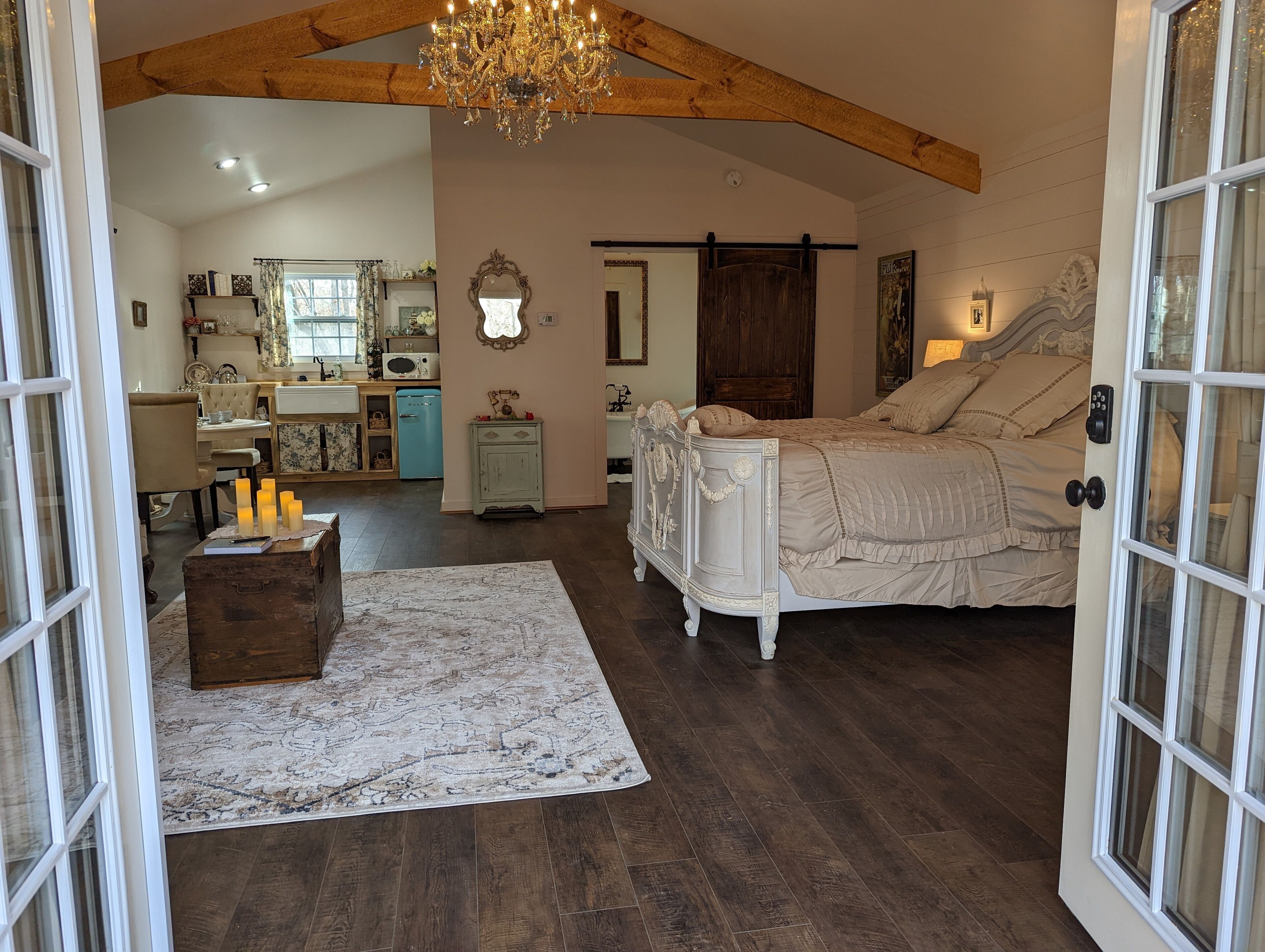 1 bedroom, free WiFi, bed sheets