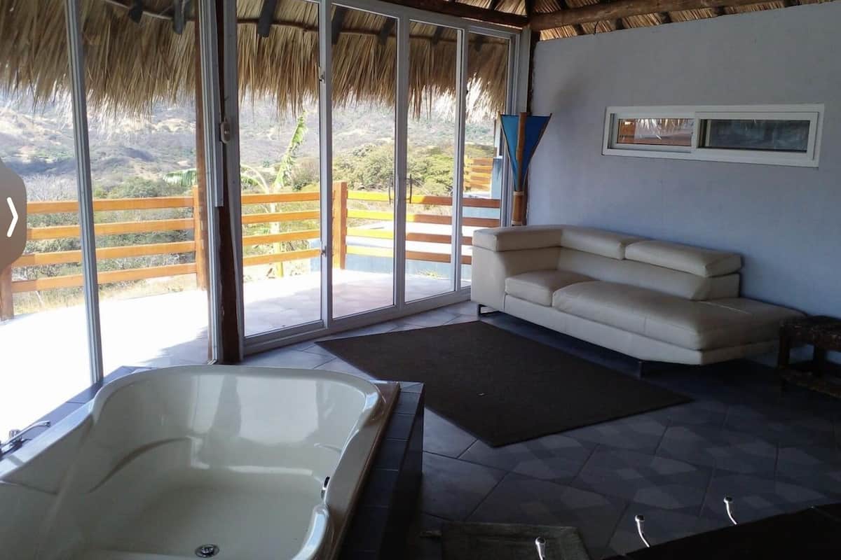 Cabana luxo | 1 quarto, Wi-Fi de cortesia, roupa de cama