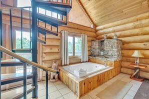 Interior - Stunning Views - Amazing Mountain Views by Heavenly Views Resort (Gatlinburg)
