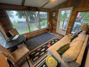 Smart TV, fireplace, books