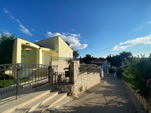 Extérieur