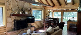 Picturesque retreat inspired by Thomas Kinkade, situated on 1.5 acres!