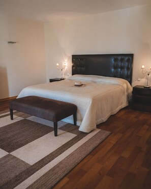 4 Schlafzimmer, Bügeleisen/Bügelbrett, WLAN, Bettwäsche