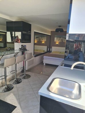 1 chambre, draps fournis