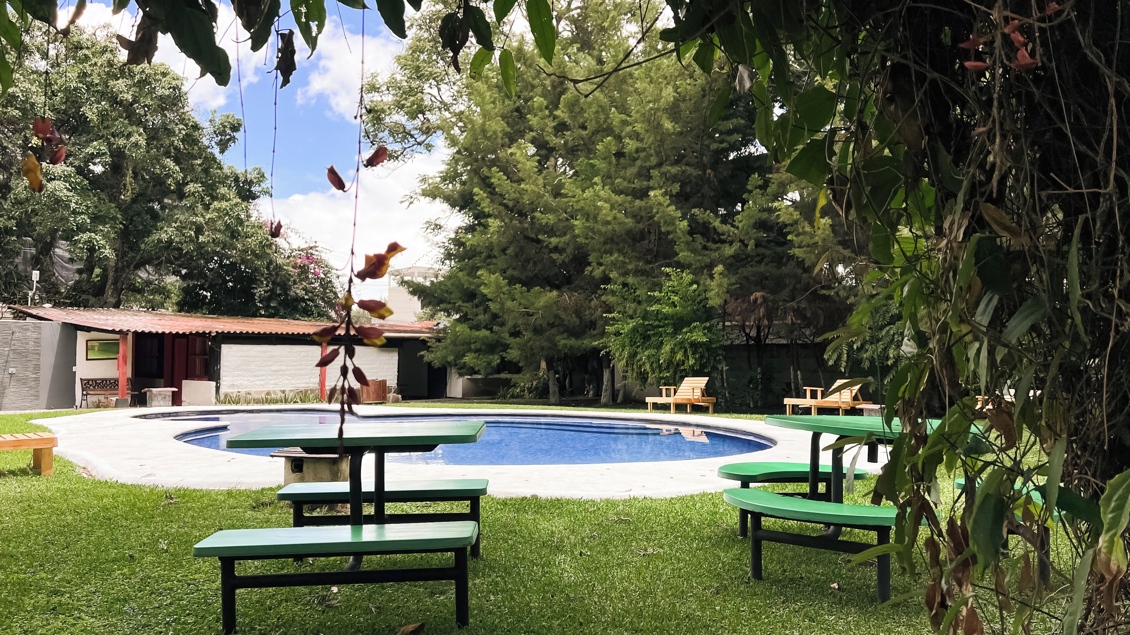 14 outdoor pools