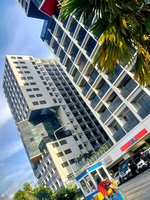 Exterior - Deluxe Suit Room (Pasay)