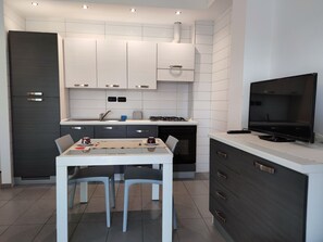 Private kitchen - Directly on Rimini's beach and Europe's most beautiful promenade Regina1 (Rimini)