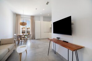 Exclusive Apartment | Living area | Flat-screen TV - Casa de la Vega Suites  (Chiclana de la Frontera)