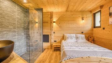 SĂšche-cheveux, serviettes fournies