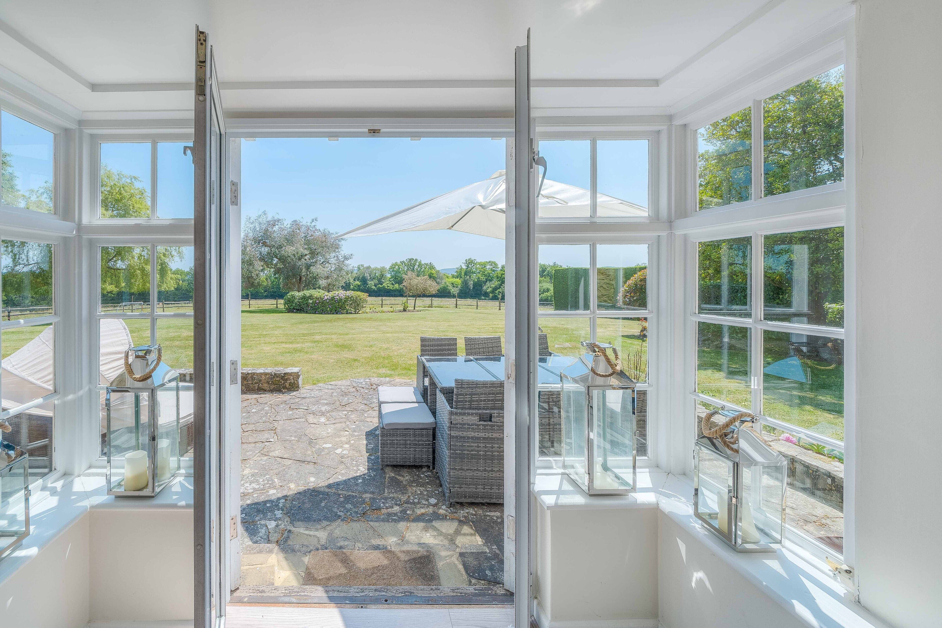 Dining room leading to terrace
