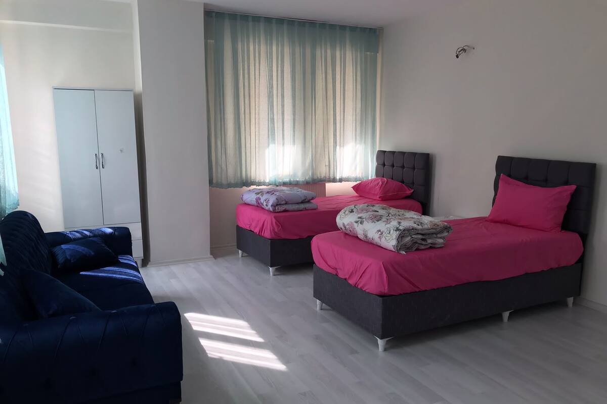 Estúdio standard | Escrivaninha, quartos à prova de som, Wi-Fi de cortesia, roupa de cama