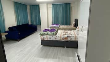 Studio Standard | Bureau, chambres insonorisées, Wi-Fi gratuit, draps fournis