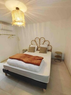 1 chambre, draps fournis