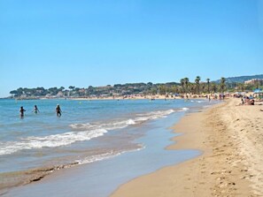Ubicación cercana a la playa