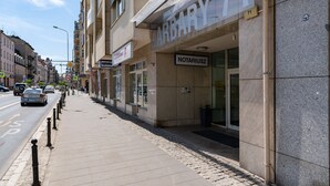 Property entrance - Cozy&modern Garbary by Renters (Poznan)