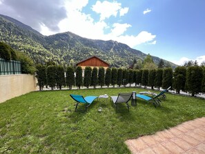 Property grounds - Whole house: chalet - Saint-Jean-Saint-Nicolas, France (Saint-Jean-Saint-Nicolas)