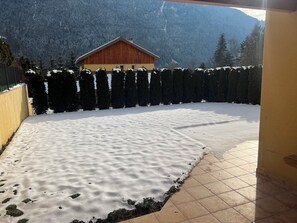 Property grounds - Whole house: chalet - Saint-Jean-Saint-Nicolas, France (Saint-Jean-Saint-Nicolas)