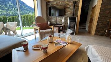 4 chambres, fer et planche Ă repasser, Wi-Fi, draps fournis