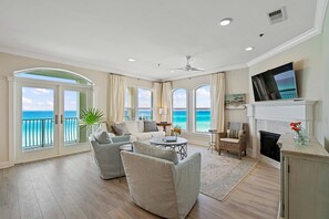 تلفزيون ذكي