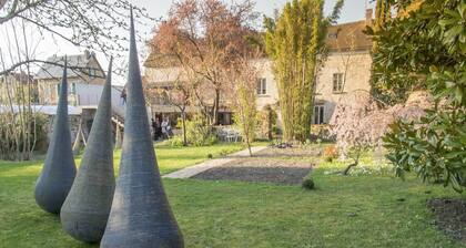 Amman - Self-contained studio with garden terrace