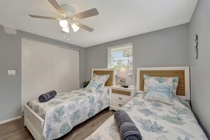 2 bedrooms, desk, iron/ironing board, free WiFi