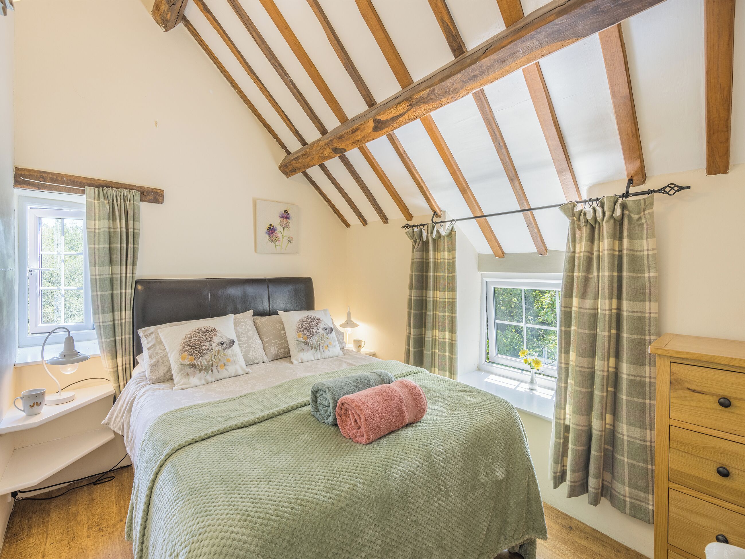 3 bedrooms, free WiFi, bed sheets