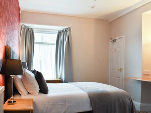 5 Schlafzimmer, kostenloses WLAN, Bettwäsche