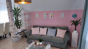 Smart TV, videogiochi, libri, impianto stereo