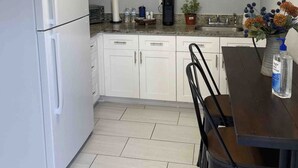 Unclassified image, 3 of 7, button - Grey House  (Tampa)